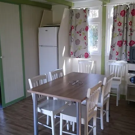 Camping Des Rulieres Saint-Valerien