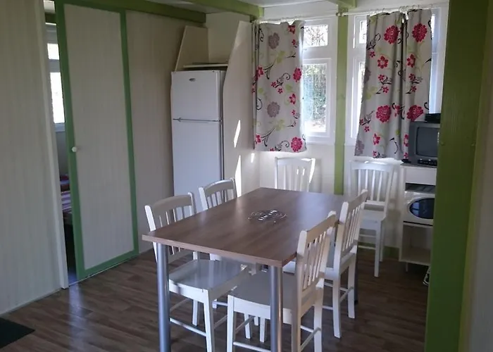 Camping Des Rulieres Saint-Valérien