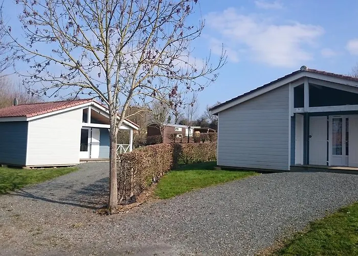 Camping Des Rulieres Saint-Valérien